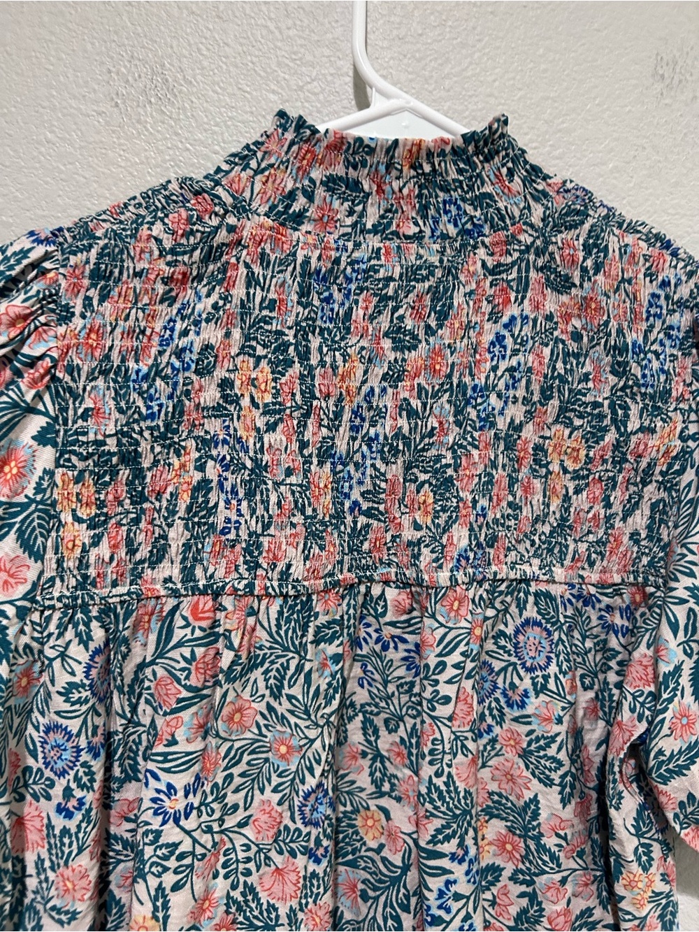 THML Anthro Floral Smocked Puff-Sleeve Top - Pink & Green NWOT - Picture 6 of 8